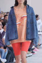 Load image into Gallery viewer, Melted Lips Peach Crewneck
